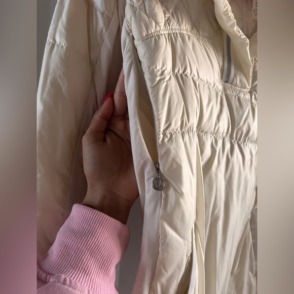 Lululemon Puffer Jacket - Picture 3 of 12